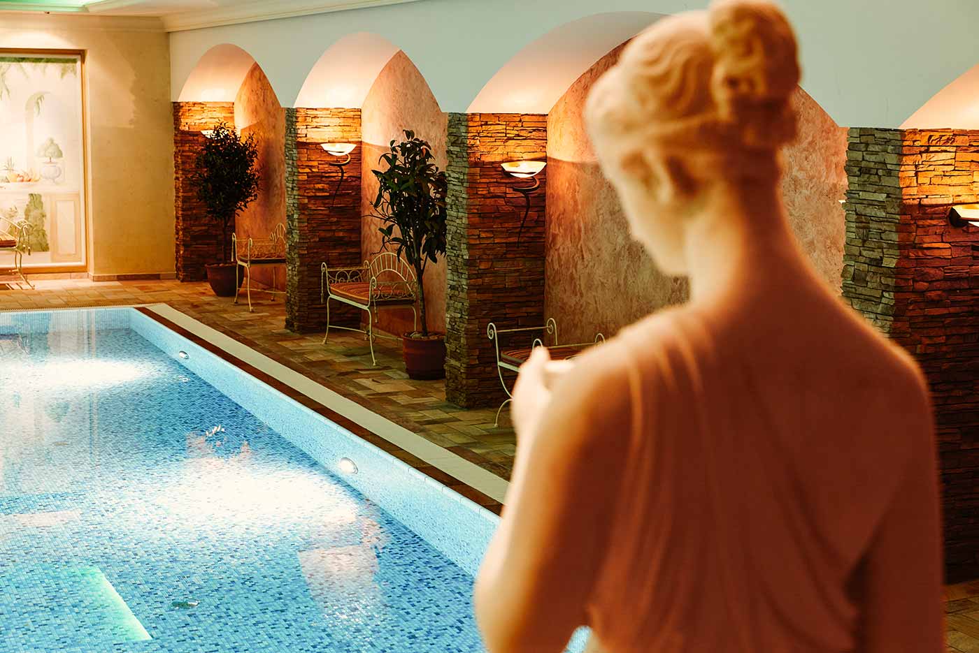 Engel-Obertal-Wellness-Schwimmen-Galerie-1400x935-07