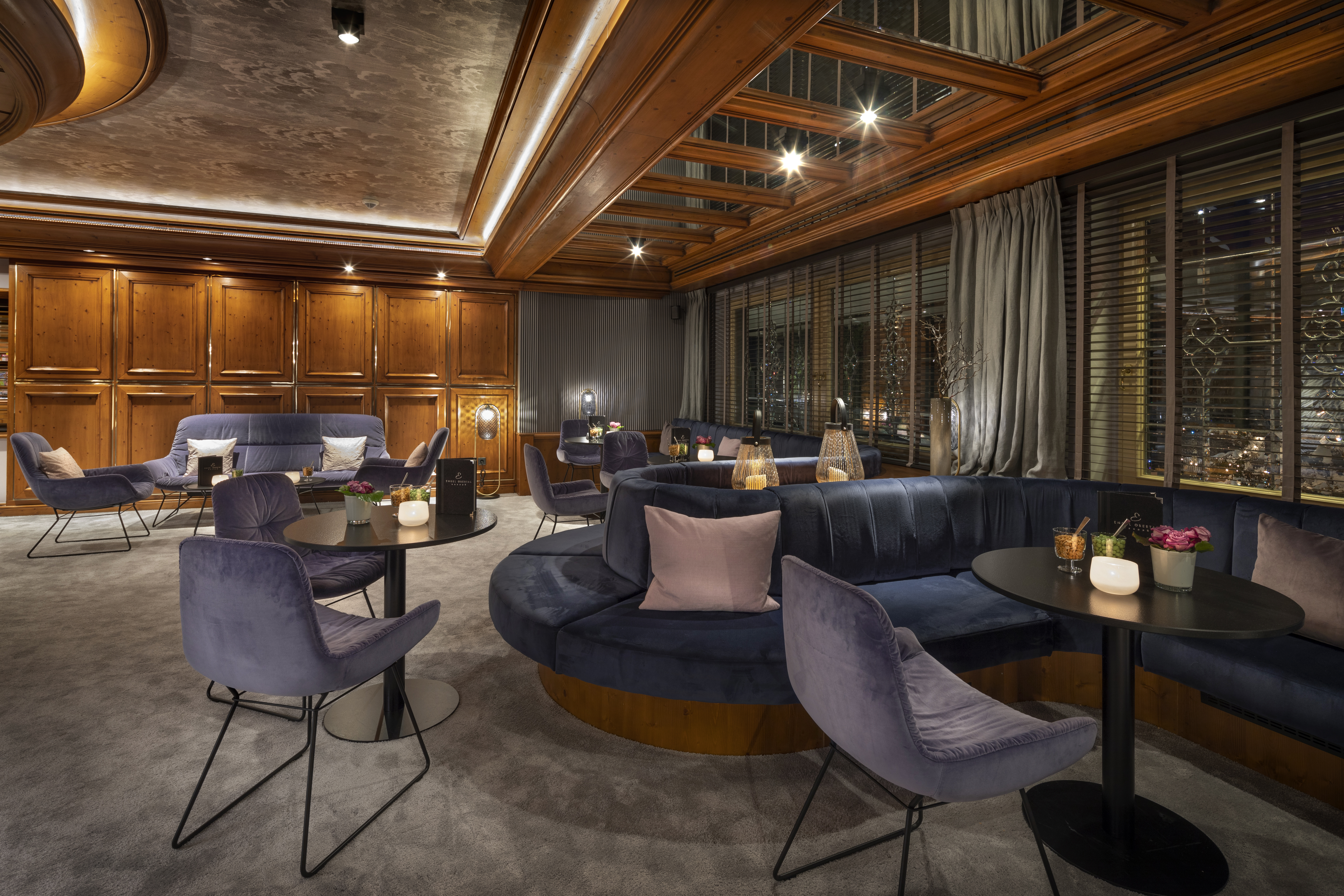 Engel Obertal Kulinarik Hotelbar 7 .jpg