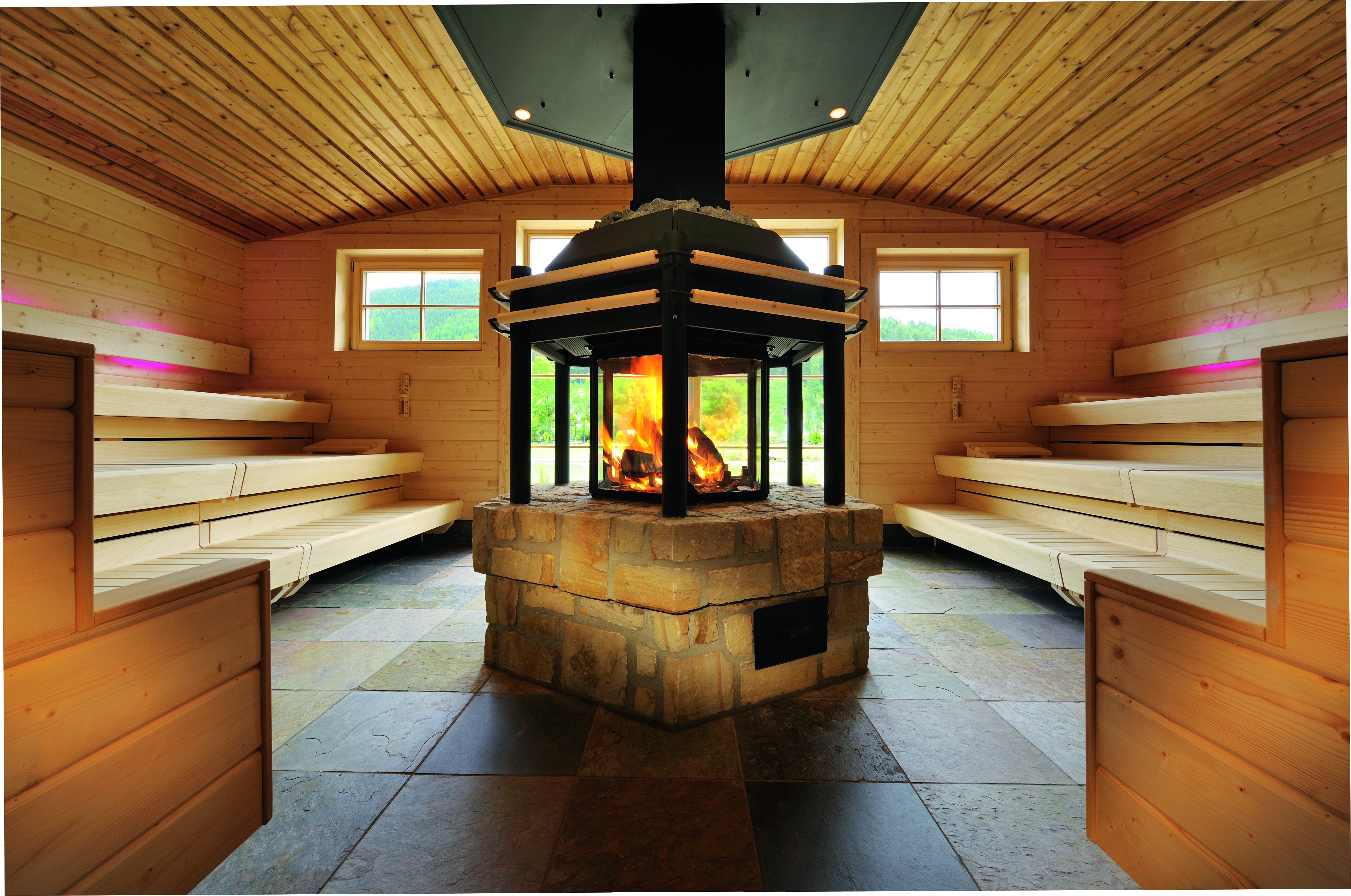 Sauna_Kaminsauna.jpg