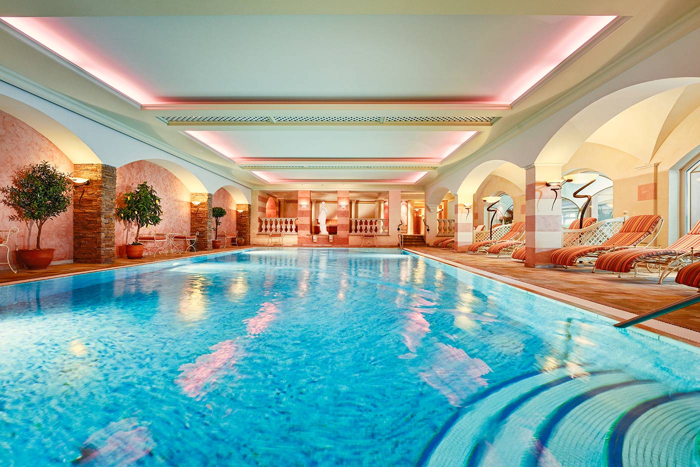 Engel-Obertal-Wellness-Schwimmen-Galerie-1400x935-06